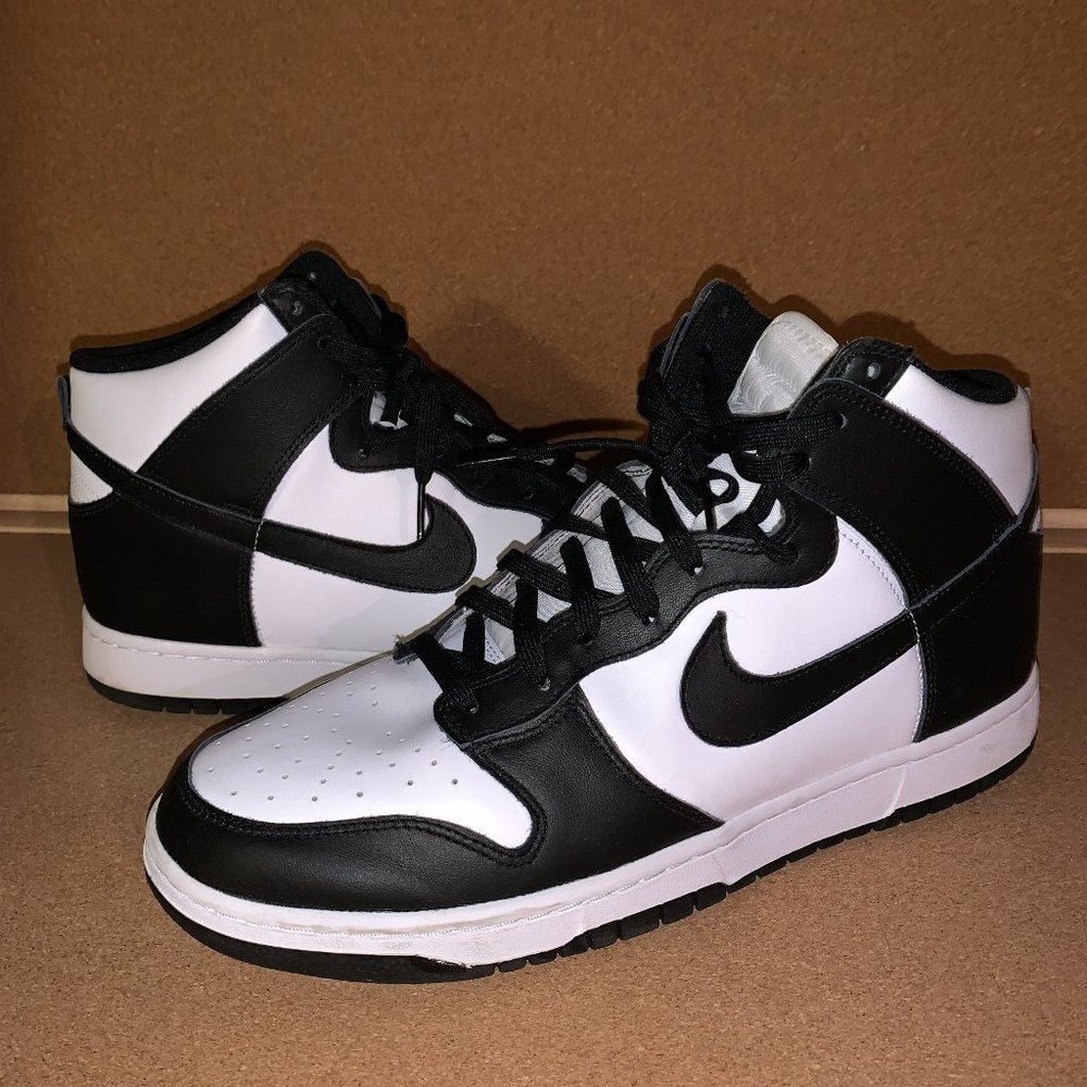 Nike Dunk High Panda Size 12